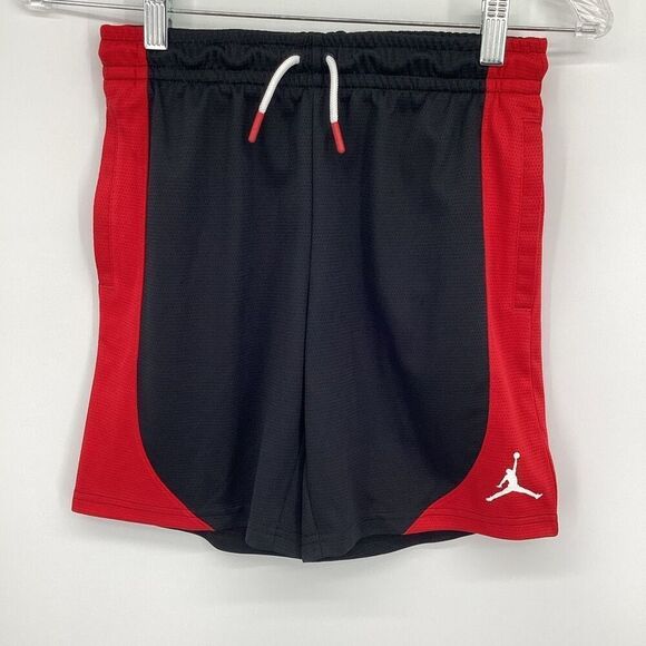Youth‎ Girls Jordan Jumpman Athletic Shorts - NEW medium black/red - Picture 1 of 5
